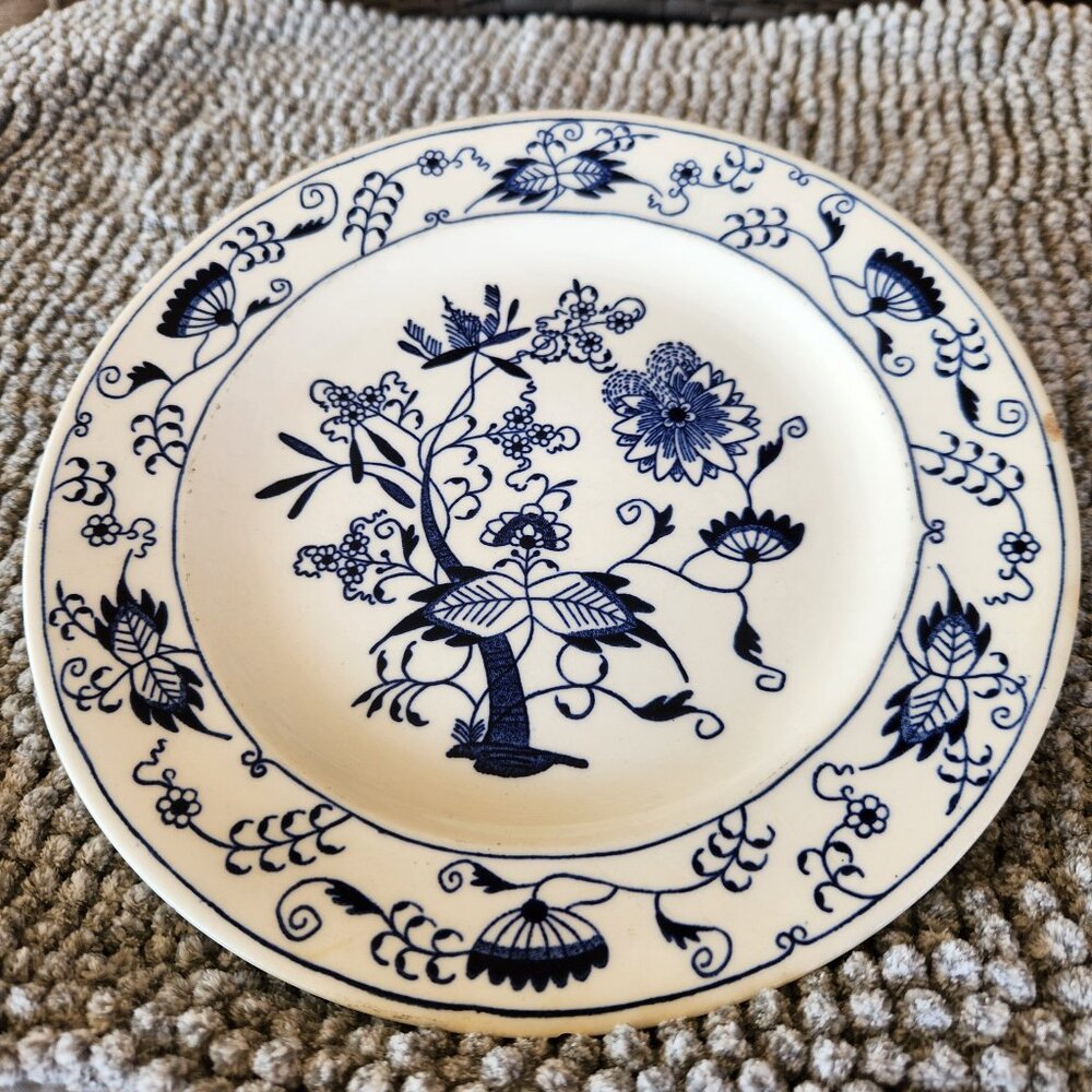 Doorn Dinner Plate by Royal